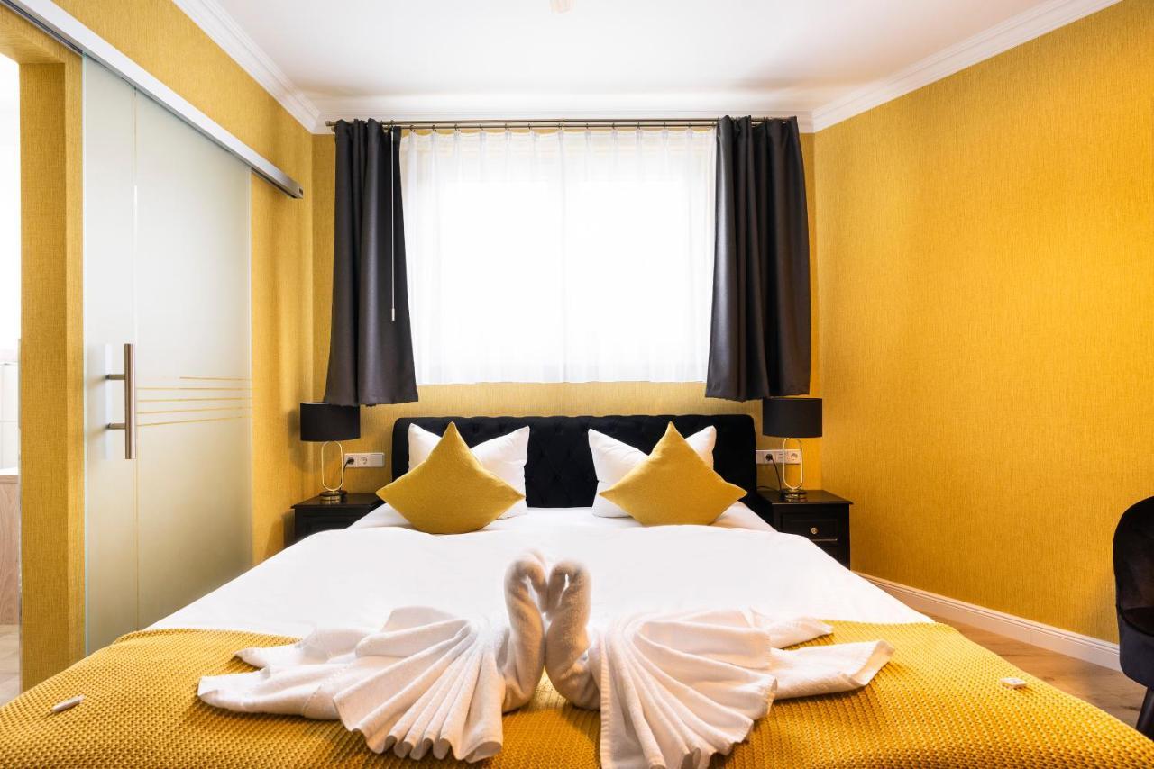 Cityhotel แบร์นบวร์ก ภายนอก รูปภาพ